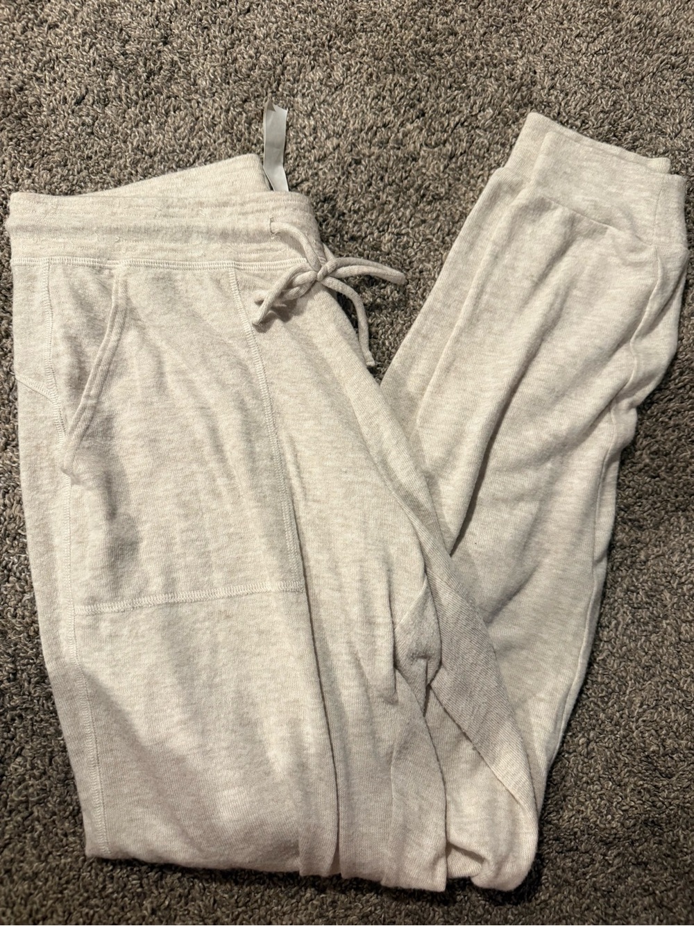 Women’s Alo oatmeal color jogger pants